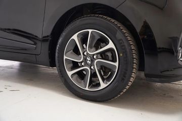 Voertuigafbeelding 28