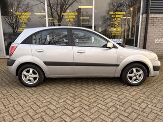 Voertuigafbeelding 10