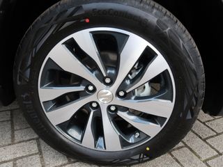 Voertuigafbeelding 24