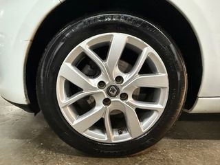 Voertuigafbeelding 12