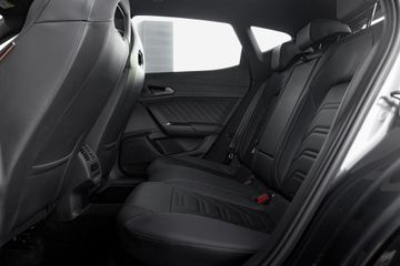 Voertuigafbeelding 12