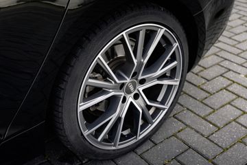 Voertuigafbeelding 9