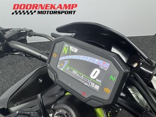 Voertuigafbeelding 16