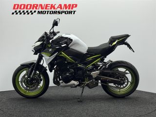 Voertuigafbeelding 8