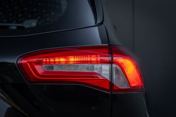 Voertuigafbeelding 6