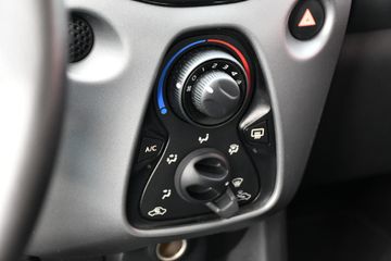 Voertuigafbeelding 9