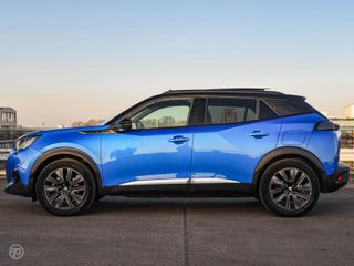 Voertuigafbeelding 6