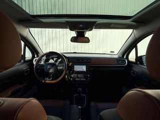 Voertuigafbeelding 10