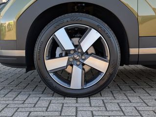 Voertuigafbeelding 12