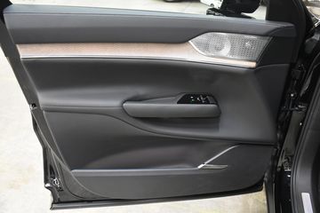 Voertuigafbeelding 38