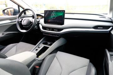 Voertuigafbeelding 4