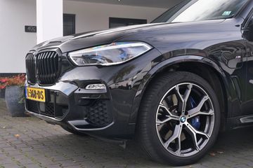 Voertuigafbeelding 4