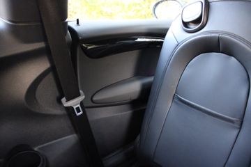 Voertuigafbeelding 32