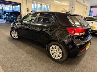 Voertuigafbeelding 4