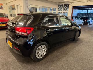 Voertuigafbeelding 6