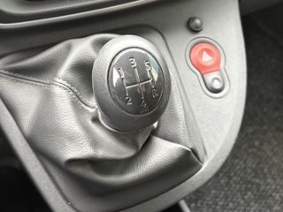 Voertuigafbeelding 17