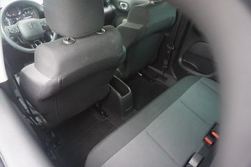 Voertuigafbeelding 10