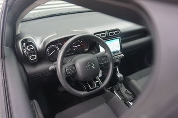 Voertuigafbeelding 8