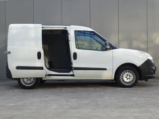 Voertuigafbeelding 12