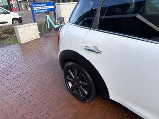 Voertuigafbeelding 19