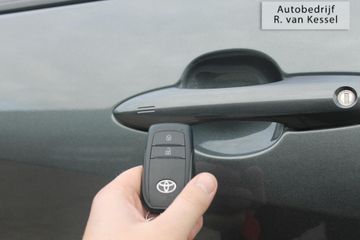 Voertuigafbeelding 8