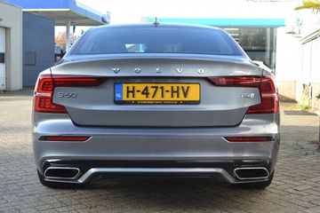 Voertuigafbeelding 8