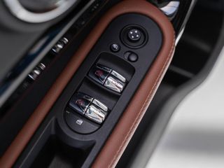 Voertuigafbeelding 35