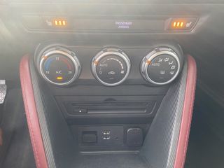 Voertuigafbeelding 25