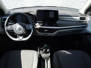 Voertuigafbeelding 12