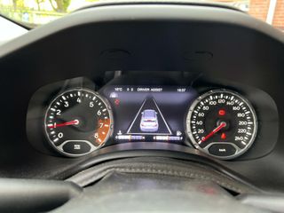 Voertuigafbeelding 19