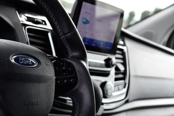 Voertuigafbeelding 14