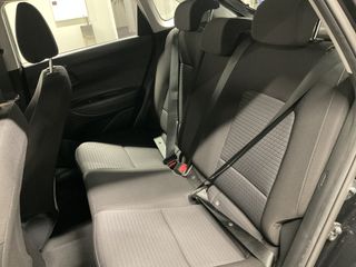 Voertuigafbeelding 10