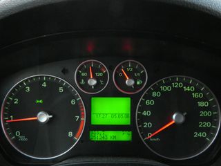 Voertuigafbeelding 4