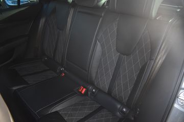 Voertuigafbeelding 46