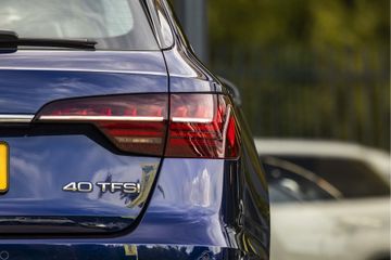 Voertuigafbeelding 6