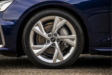 Voertuigafbeelding 8