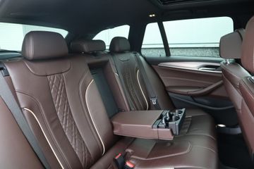 Voertuigafbeelding 19