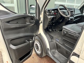 Voertuigafbeelding 27