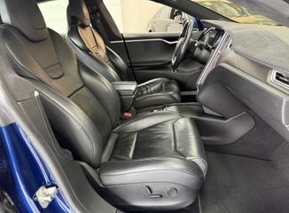 Voertuigafbeelding 19