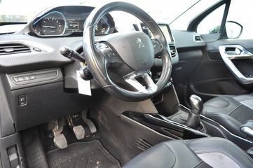 Voertuigafbeelding 9