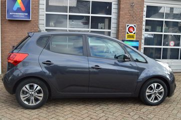 Voertuigafbeelding 8