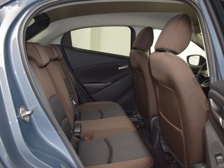 Voertuigafbeelding 9