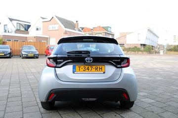 Voertuigafbeelding 3