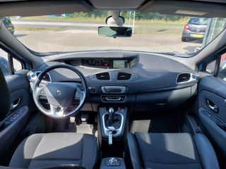 Voertuigafbeelding 15