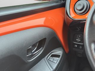 Voertuigafbeelding 16