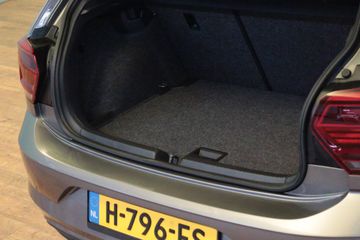 Voertuigafbeelding 5