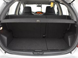 Voertuigafbeelding 12