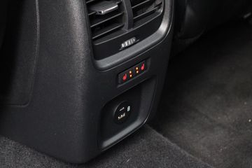 Voertuigafbeelding 35