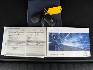 Voertuigafbeelding 12