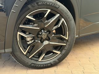 Voertuigafbeelding 3